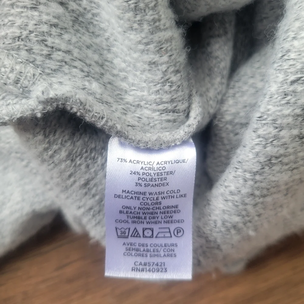LOFT Cozy Light Gray shoulder Button Accent Mockneck Sweater, Size Small